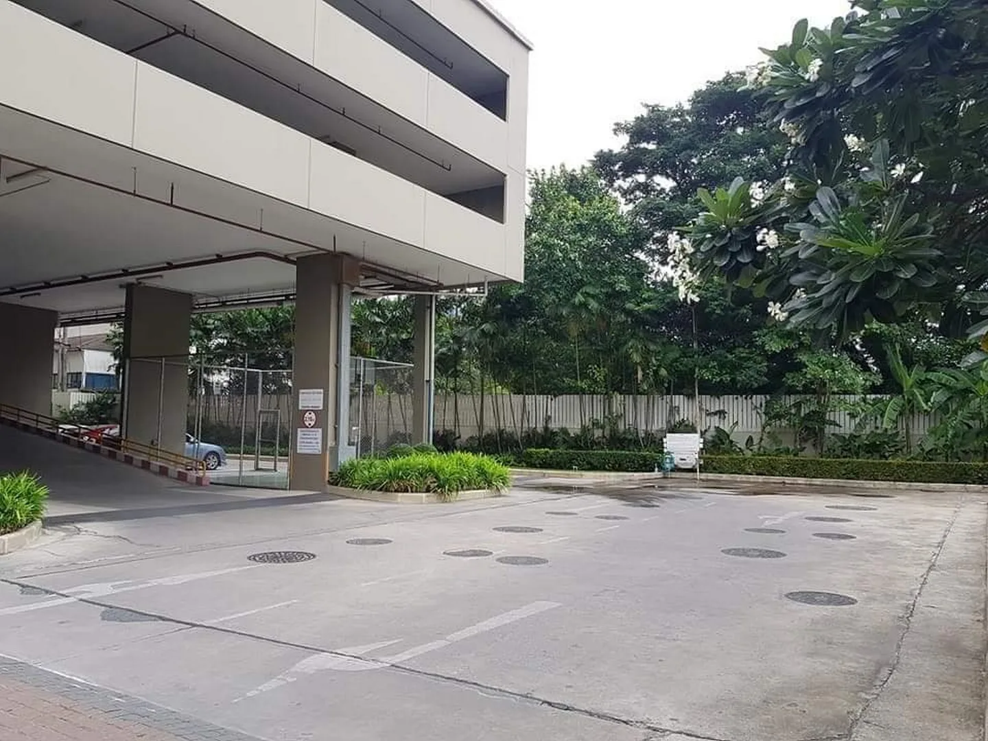 Property photos for Lumpini Place Phahol - Saphankhwai