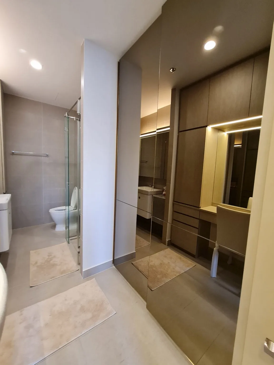 Property photos for Noble Ploenchit