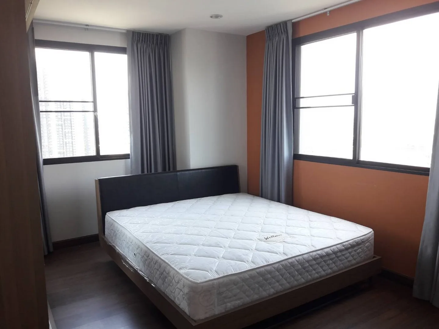 Property photos for Vista Garden