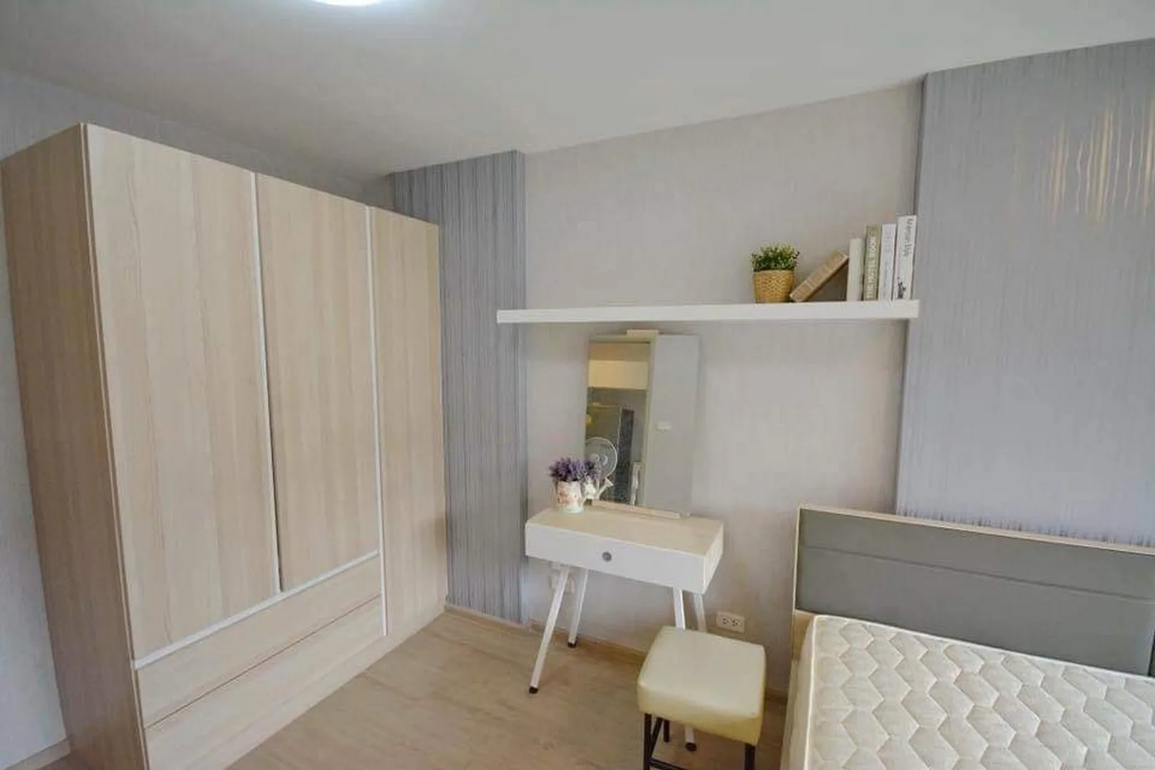 Property photos for Elio Del Ray