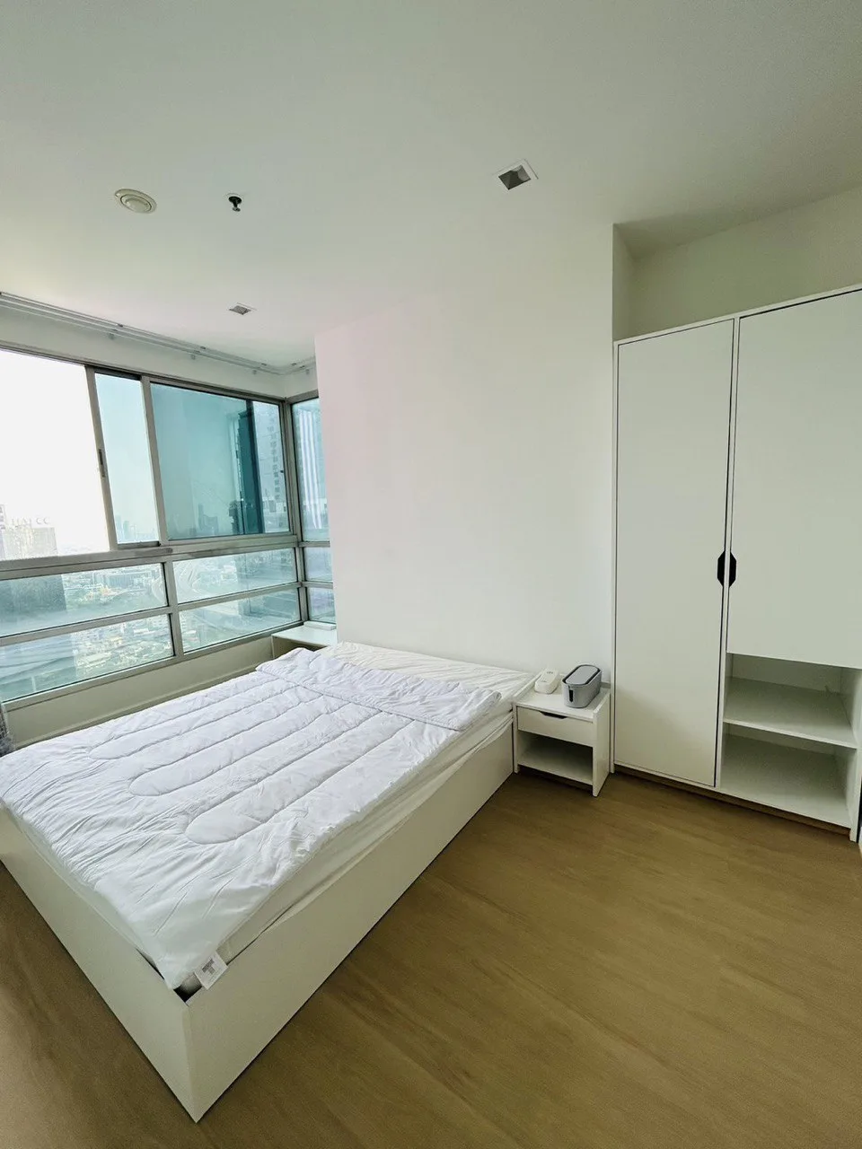 Property photos for Sathorn House