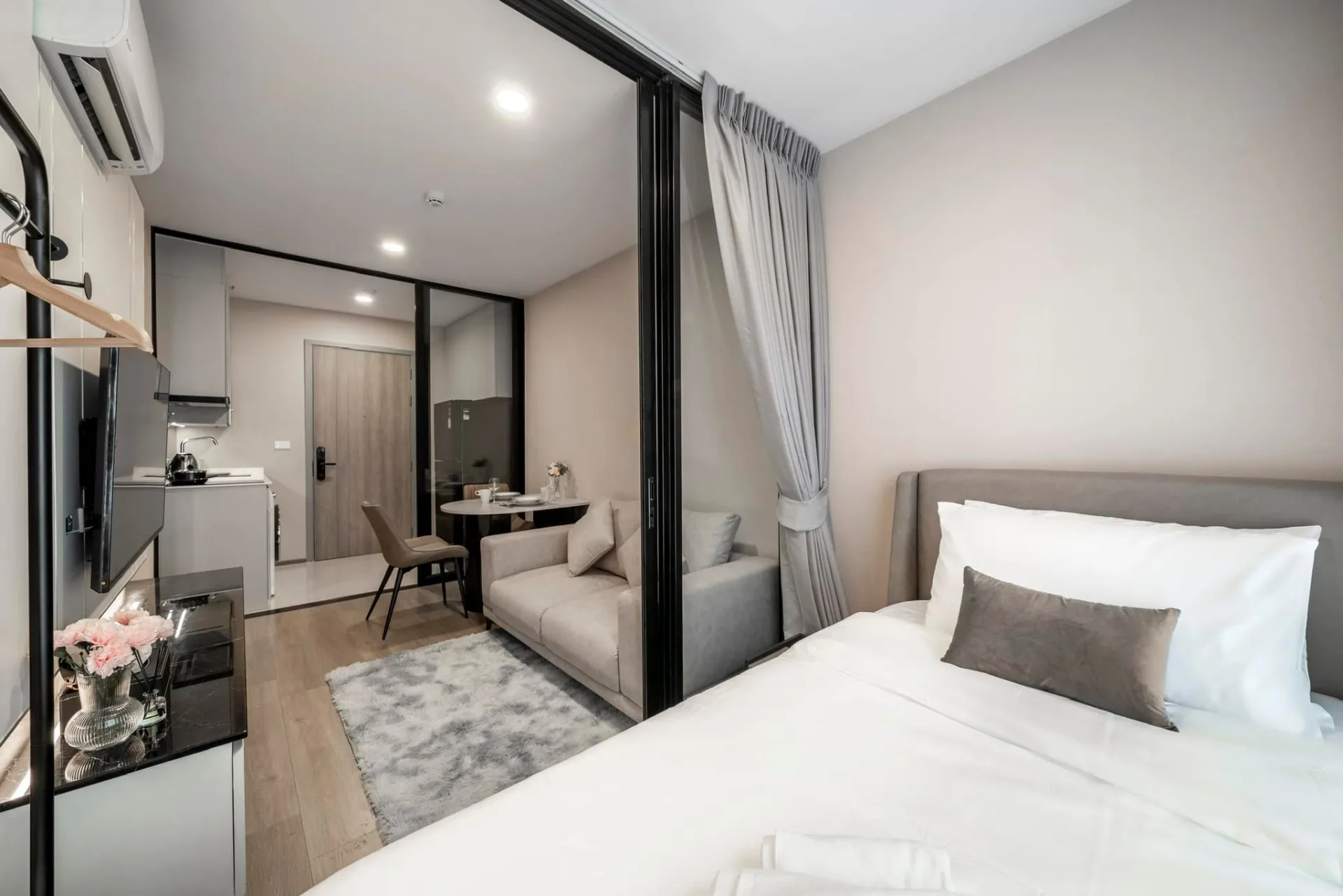 Property photos for Soho Bangkok Ratchada