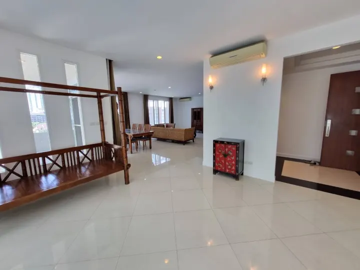 Property photos for The Verandah - Sukhumvit Soi 23