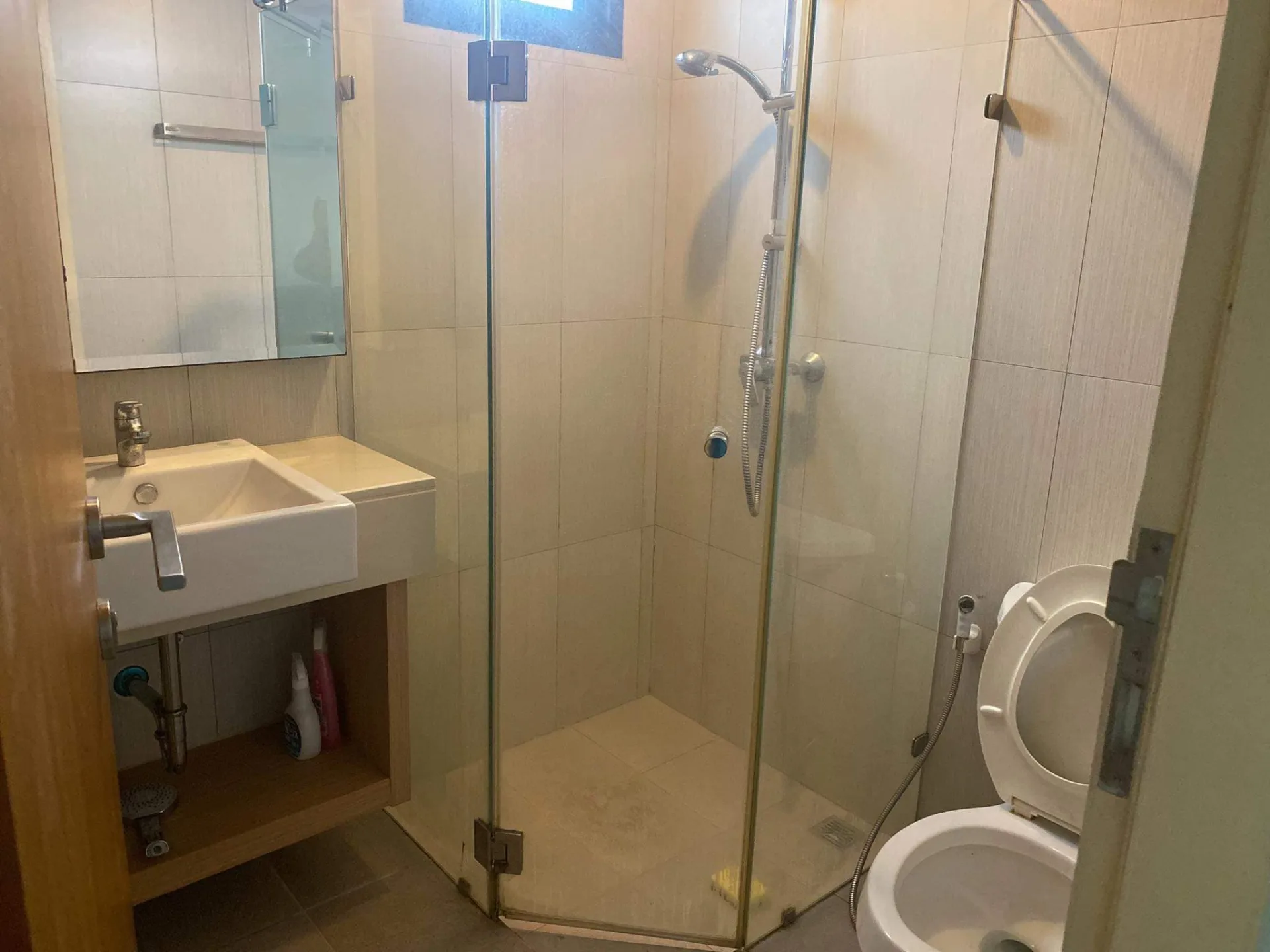 Property photos for Zenith Place Sukhumvit 42
