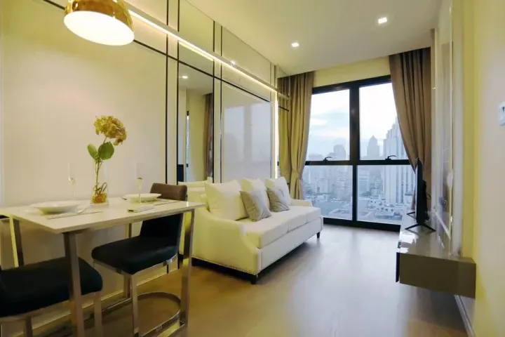 Property photos for Ashton Asoke
