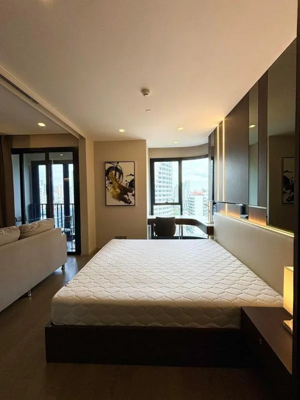 Property photos for Ashton Asoke