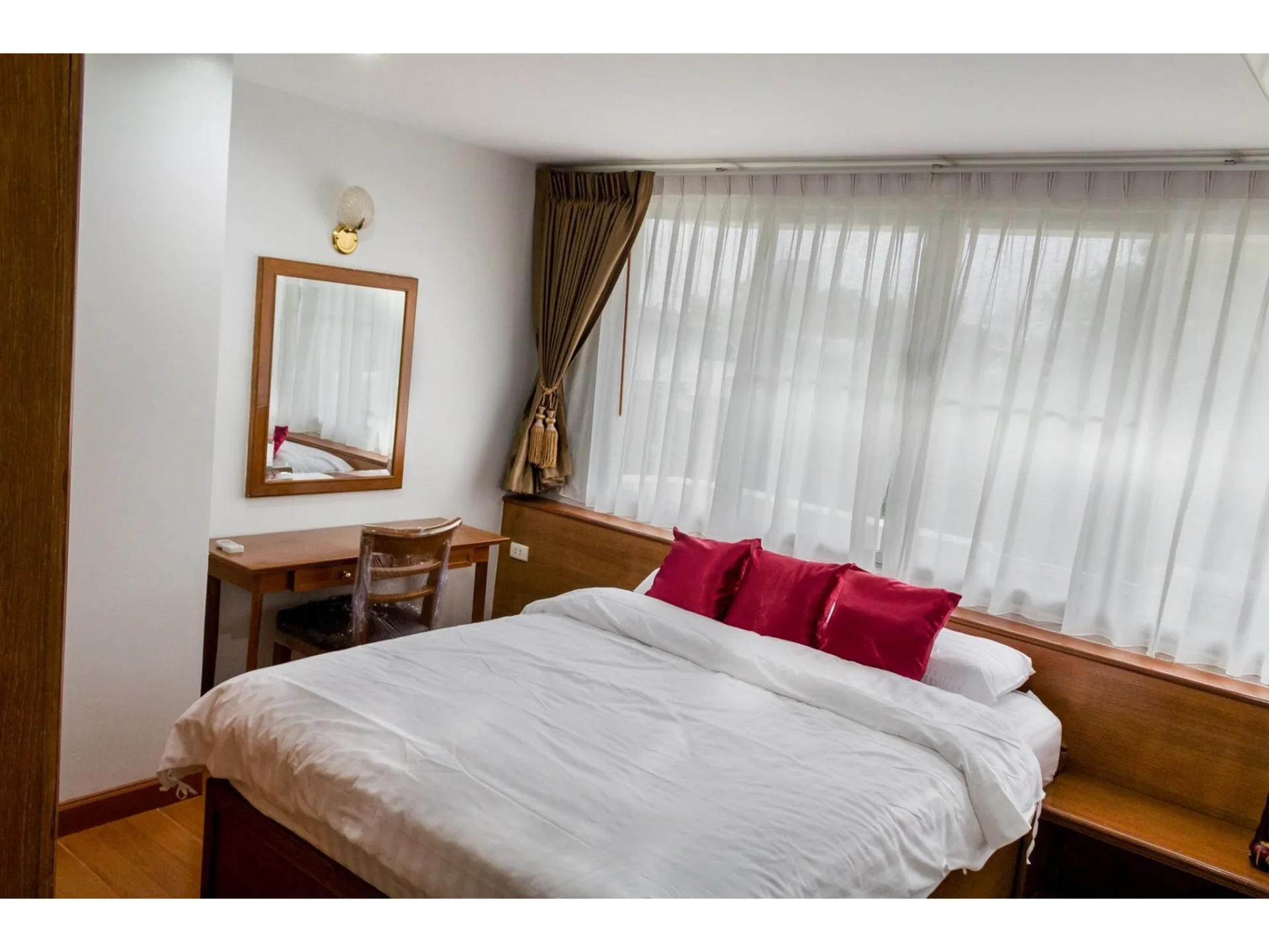 Property photos for 39 Suites