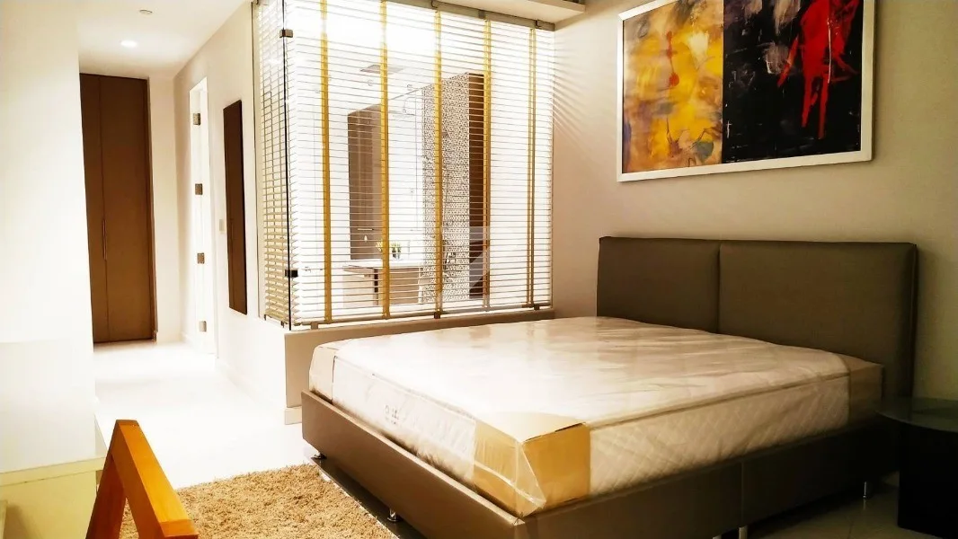 Property photos for 185 Rajadamri