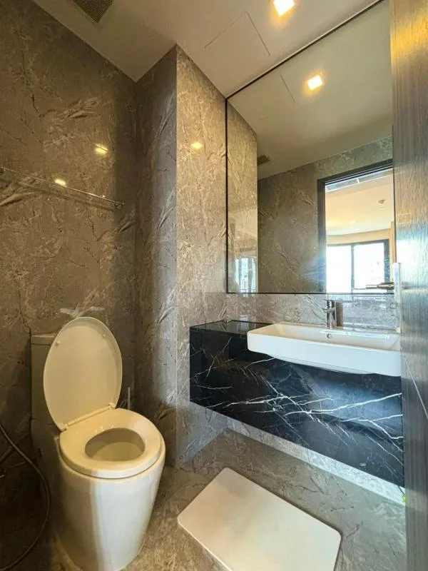 Property photos for Ashton Asoke