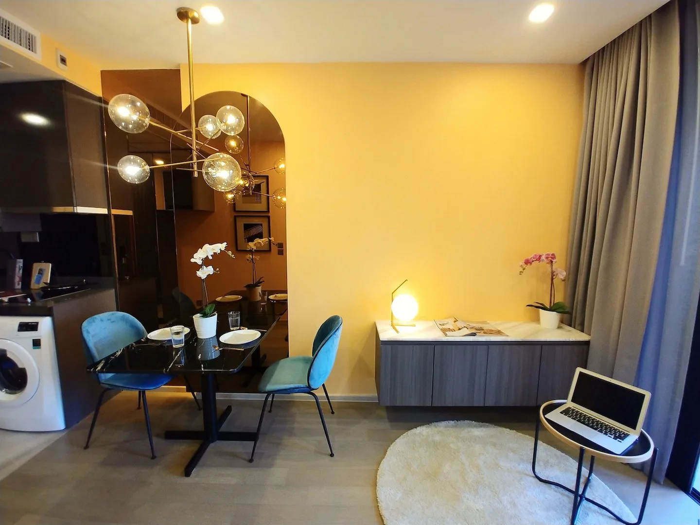 Property photos for Ashton Asoke