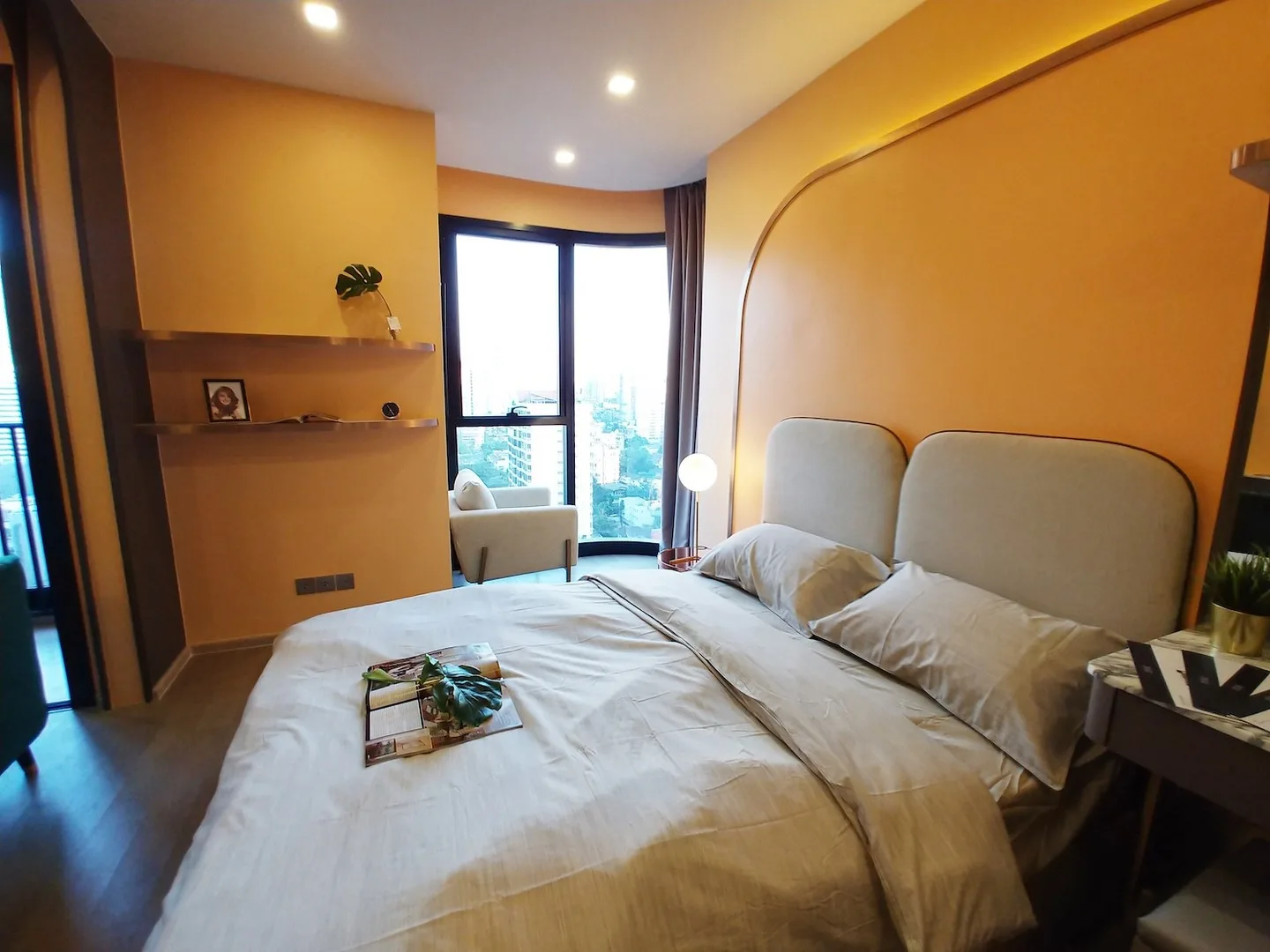 Property photos for Ashton Asoke