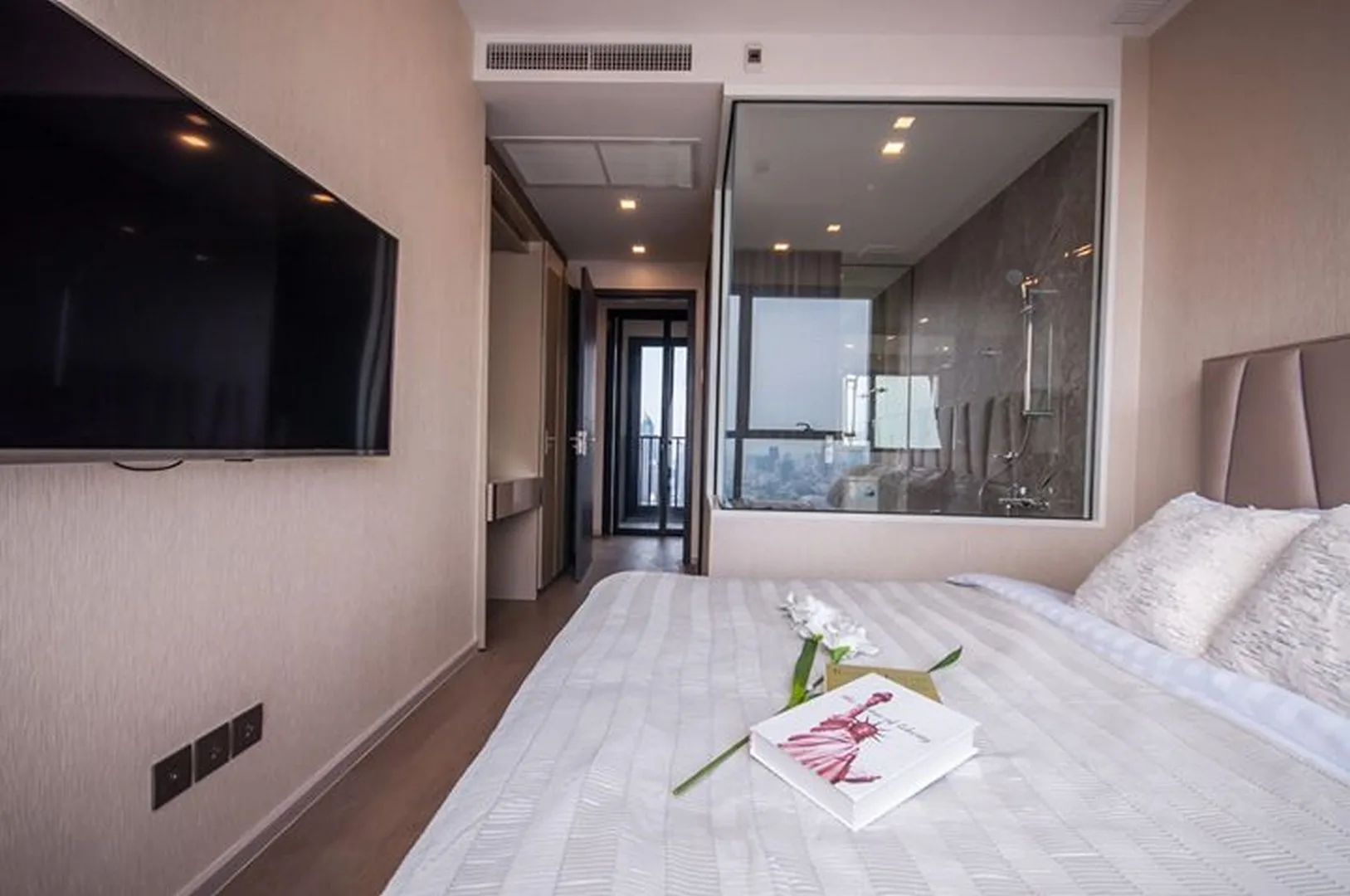 Property photos for Ashton Asoke