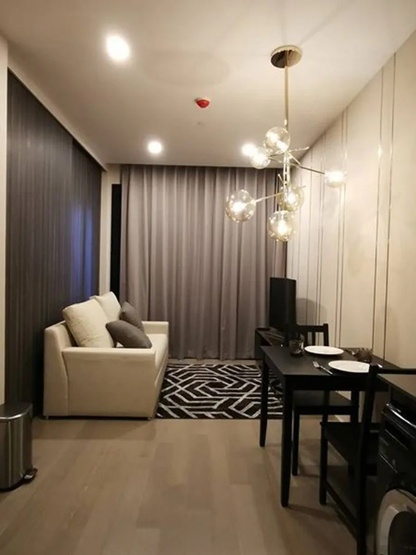 Property photos for Ashton Asoke