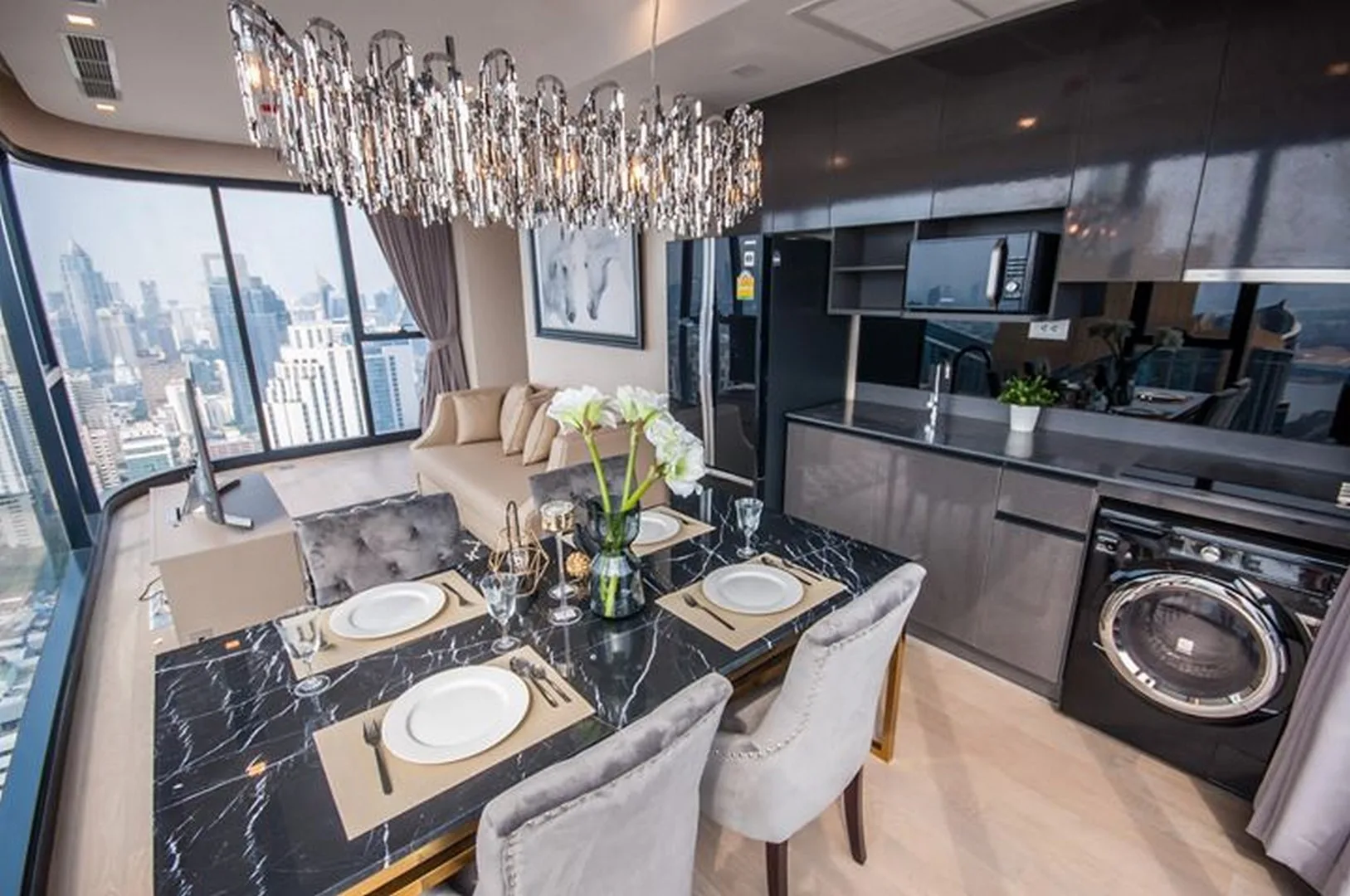 Property photos for Ashton Asoke