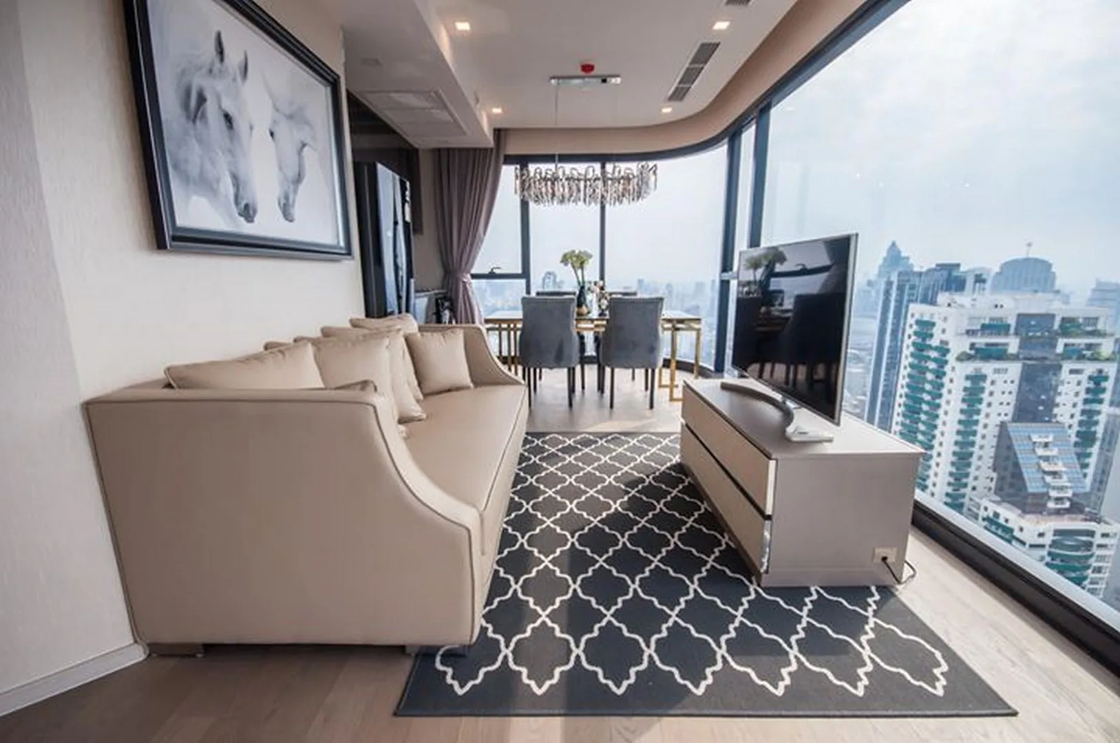 Property photos for Ashton Asoke