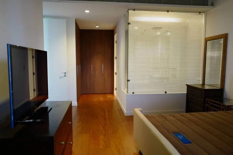 Property photos for 185 Rajadamri