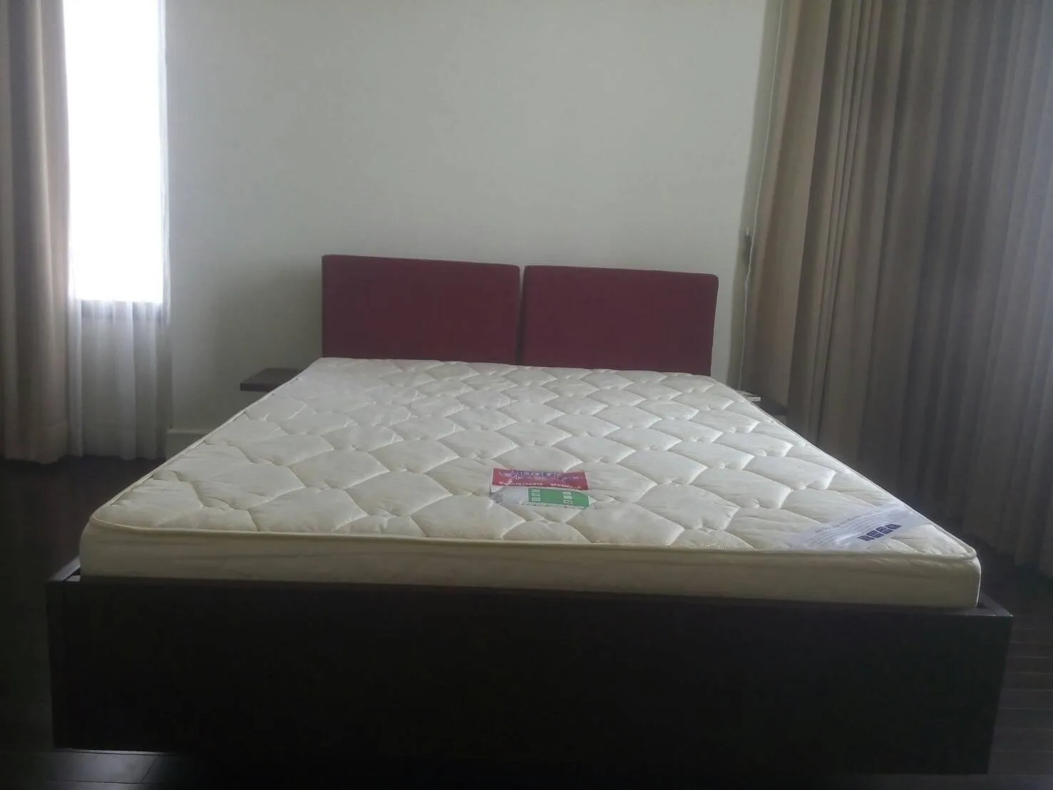 Property photos for Aguston Sukhumvit 22