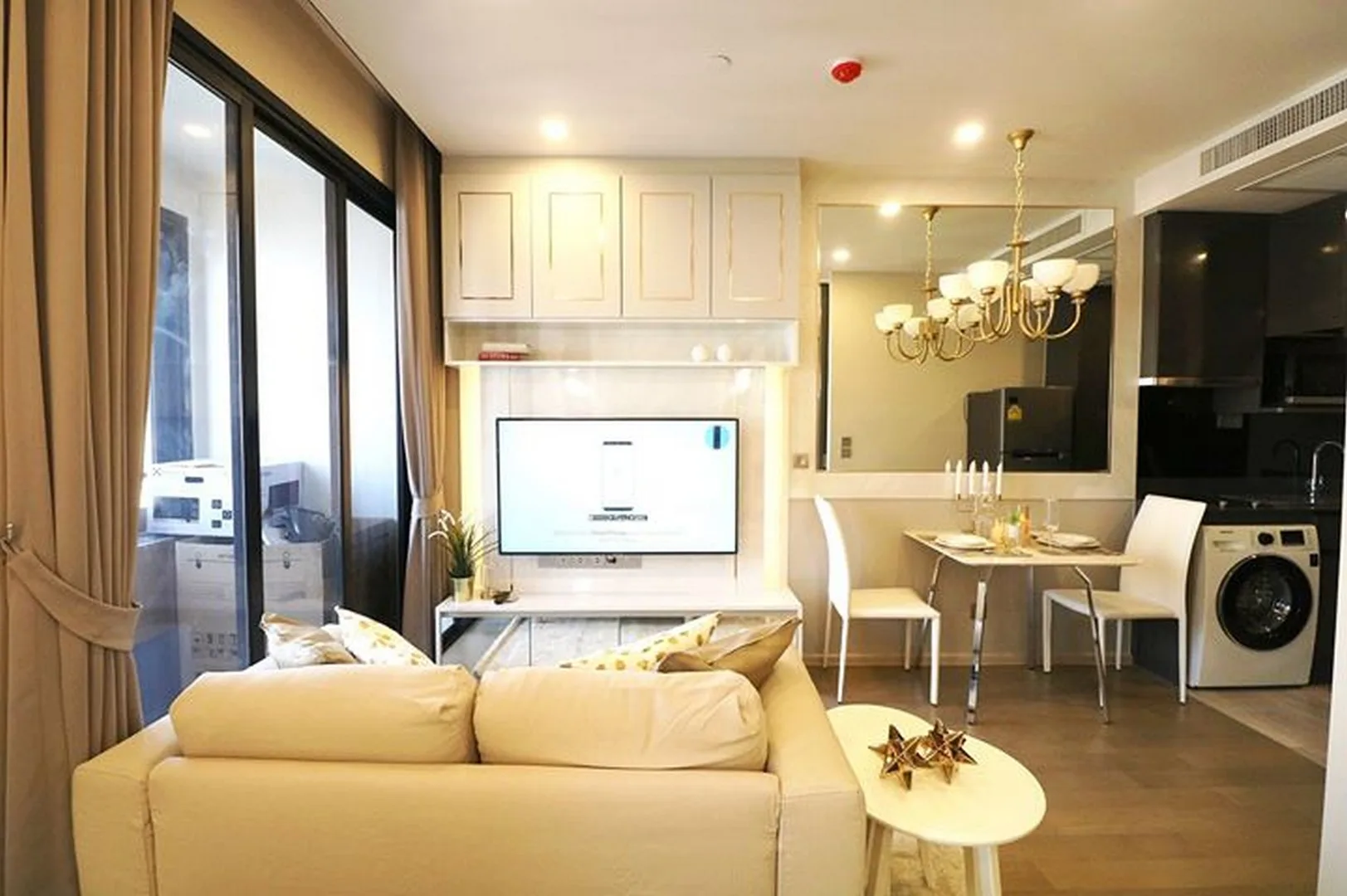 Property photos for Ashton Asoke