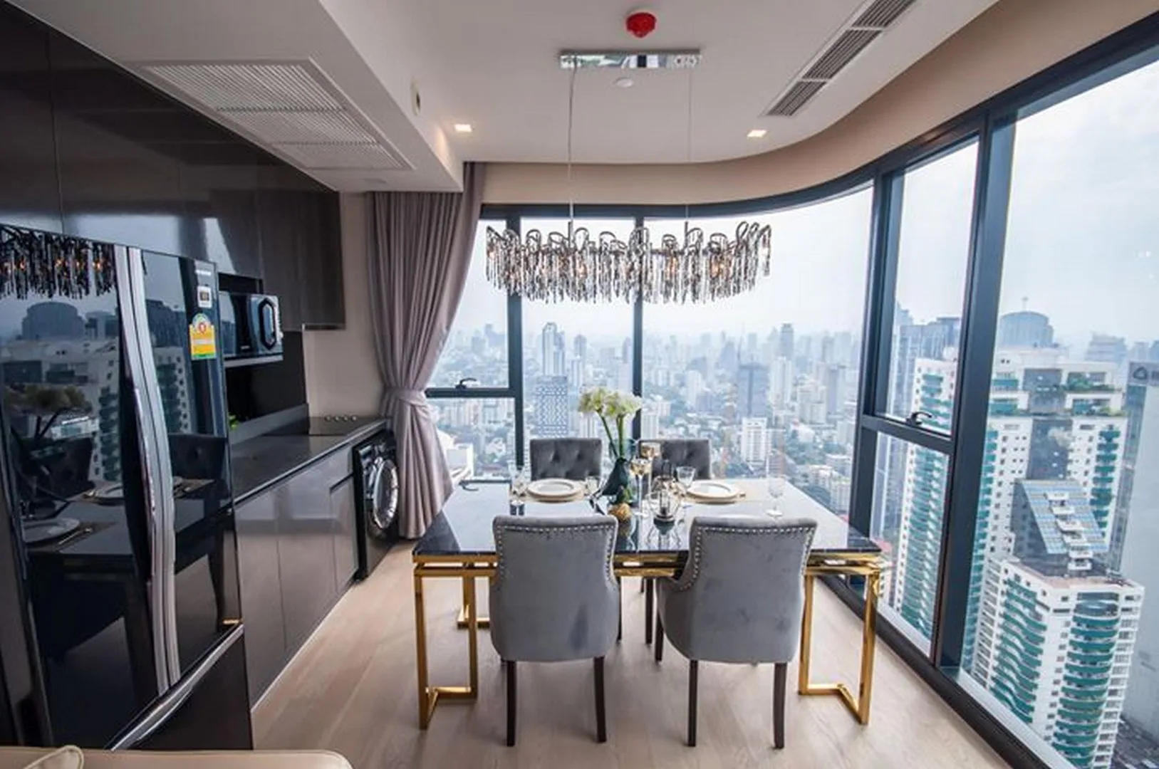 Property photos for Ashton Asoke