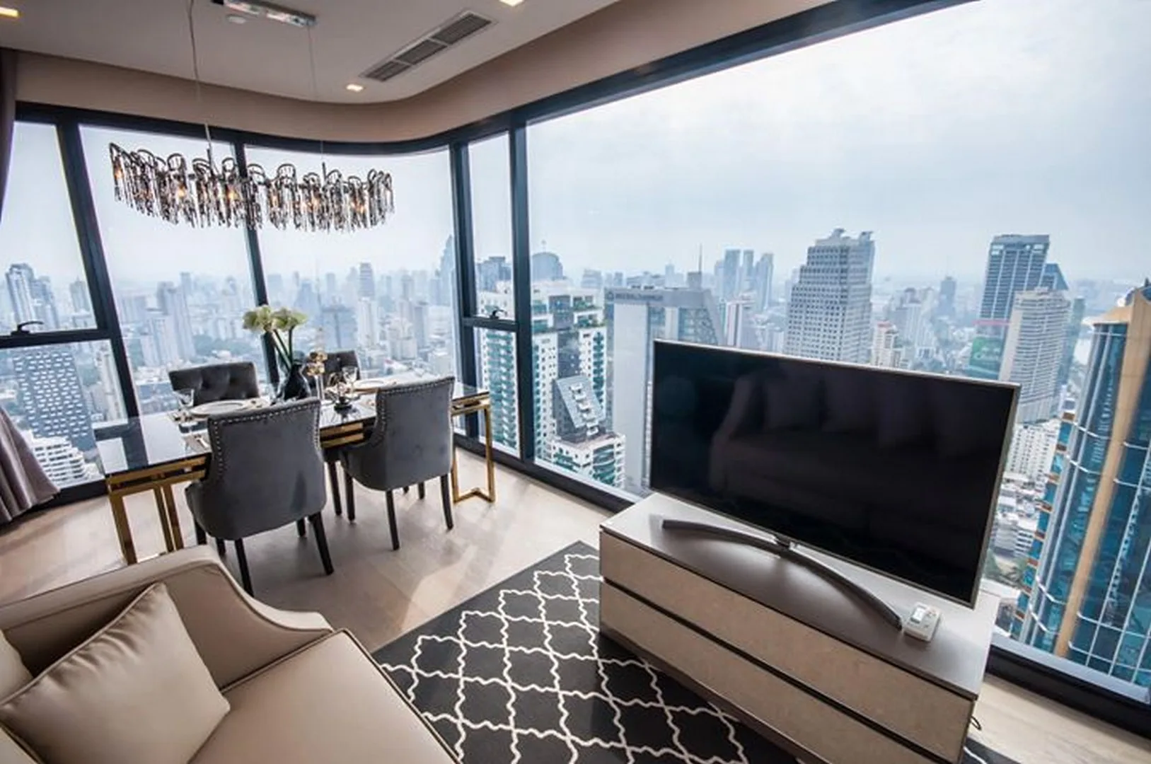 Property photos for Ashton Asoke