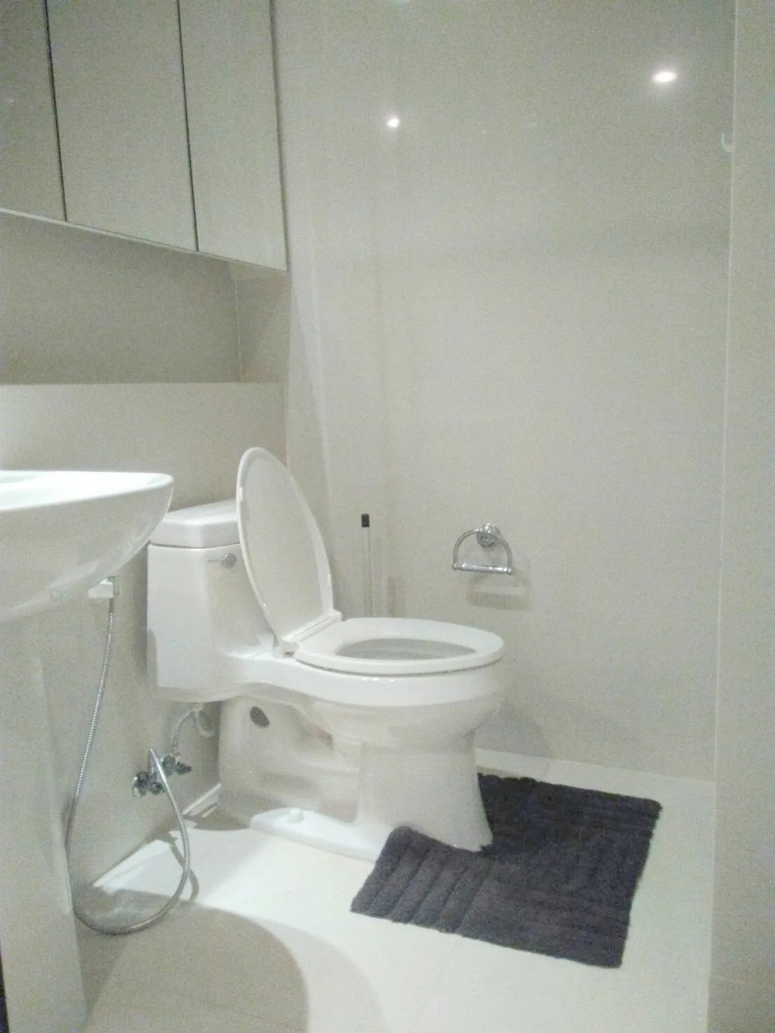 Property photos for Aguston Sukhumvit 22