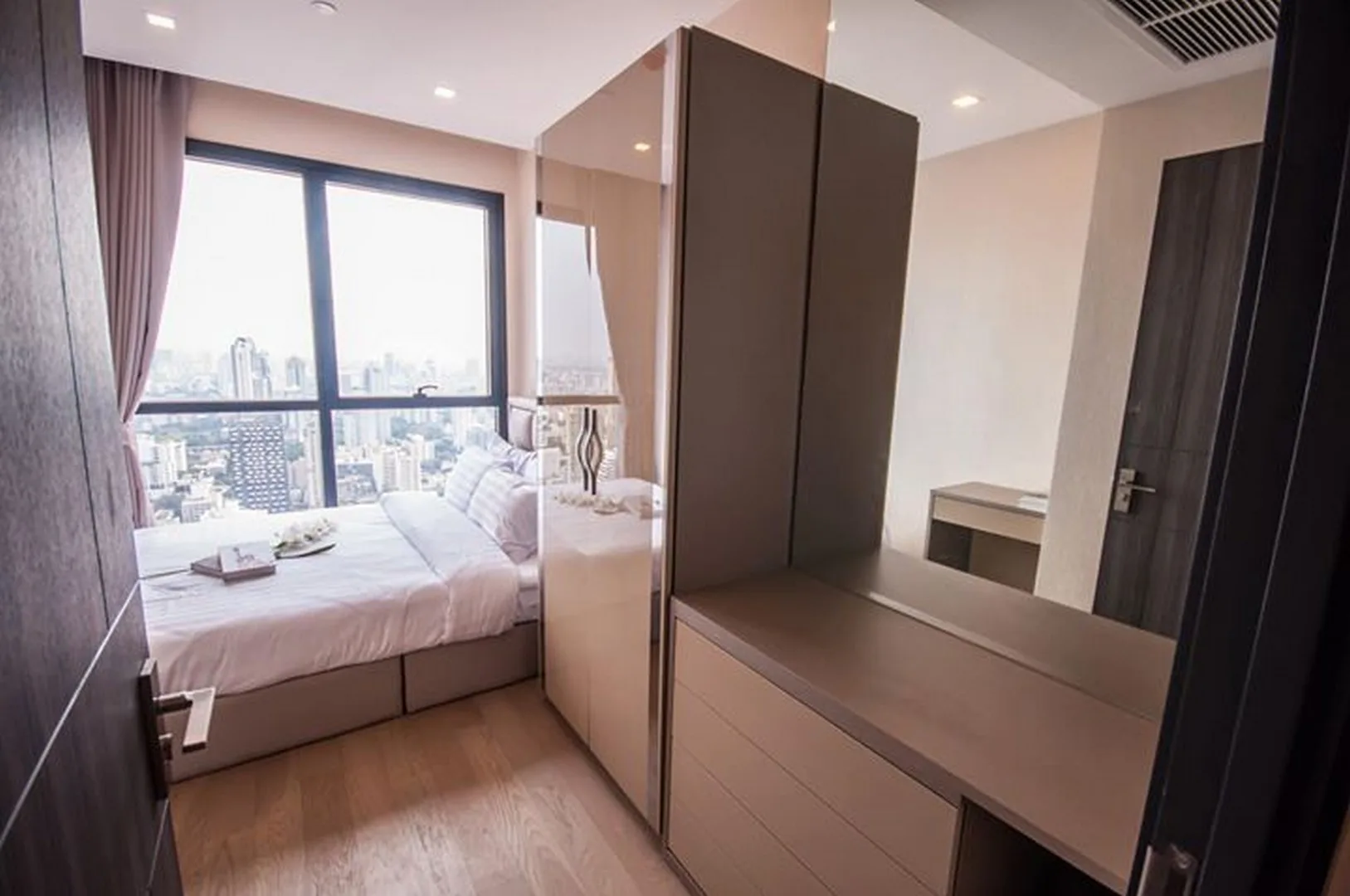 Property photos for Ashton Asoke