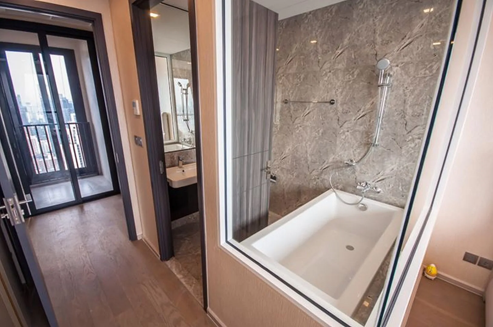 Property photos for Ashton Asoke