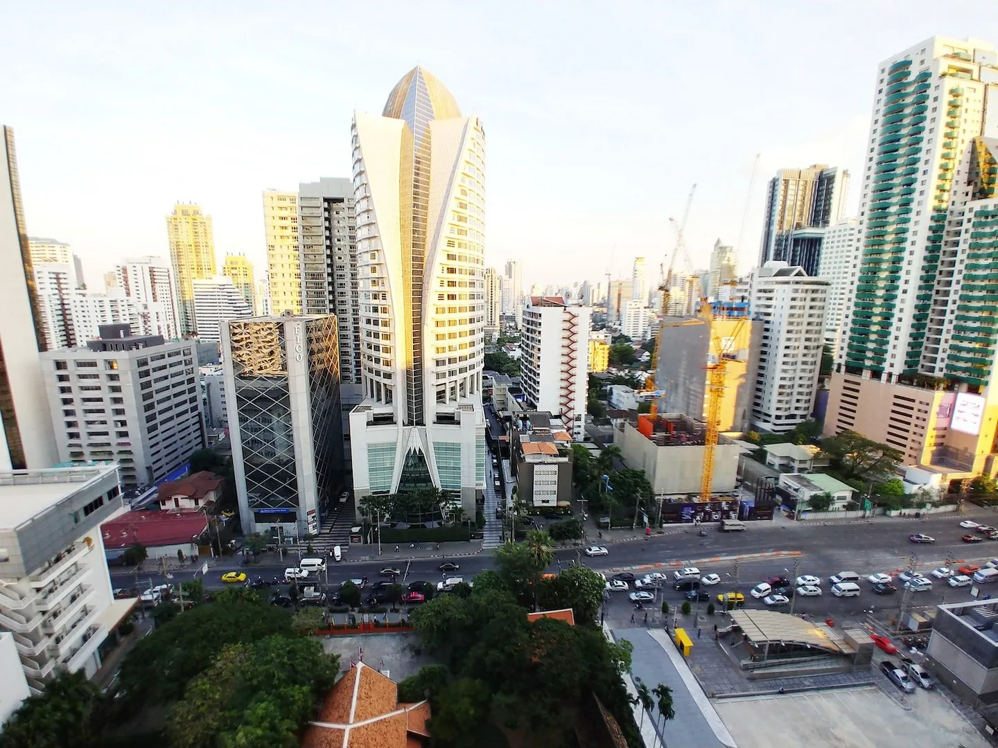 Property photos for Ashton Asoke