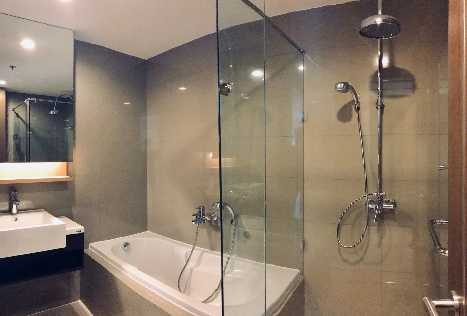 Property photos for 15 Sukhumvit Residences