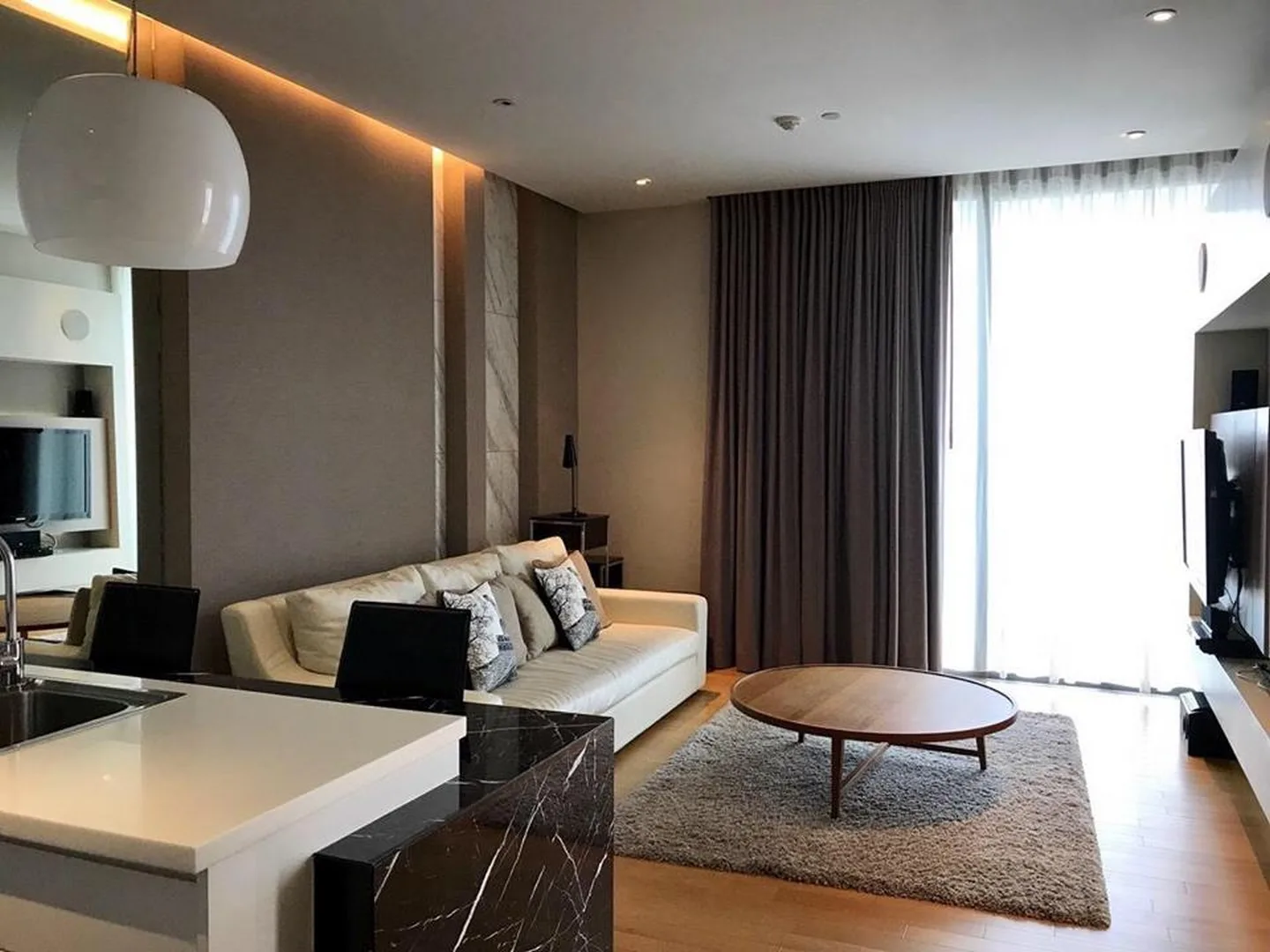 Property photos for Aequa Sukhumvit 49