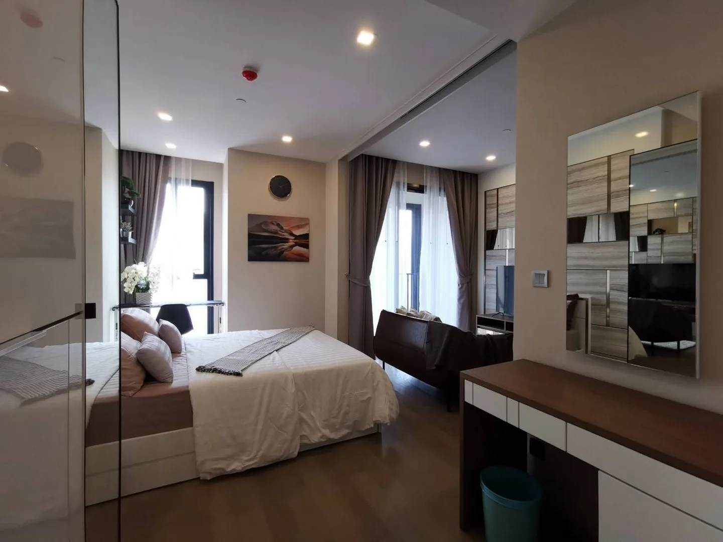 Property photos for Ashton Asoke