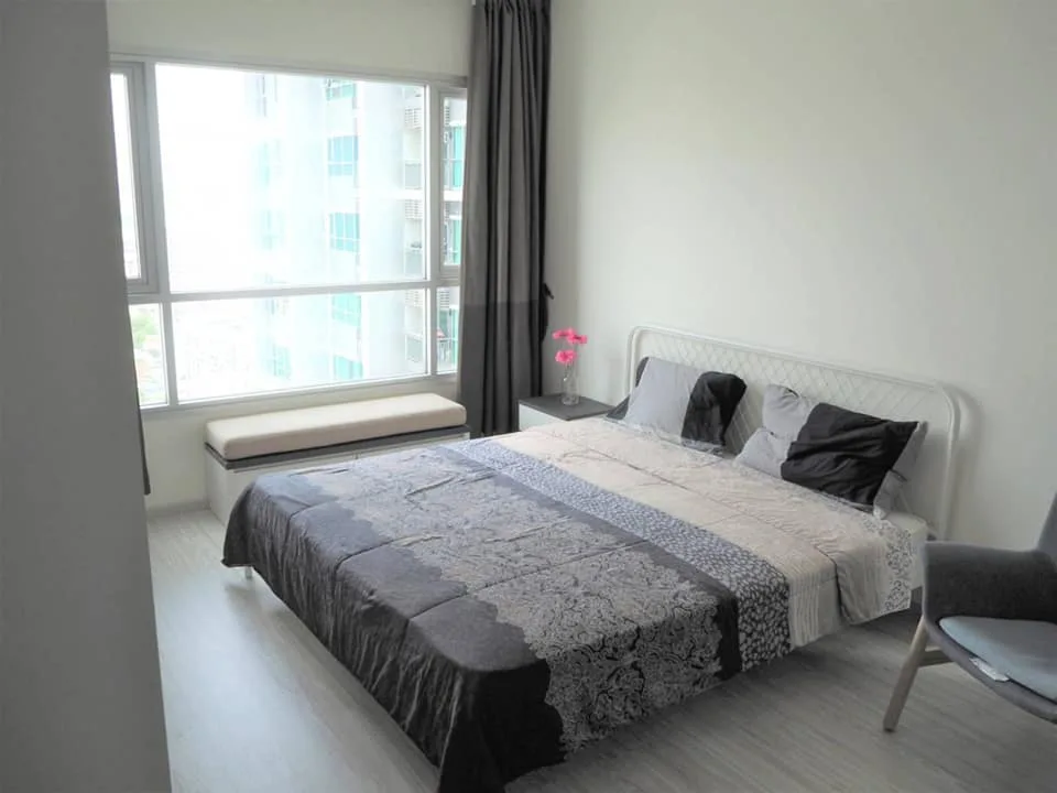 Property photos for Life Ratchadapisek