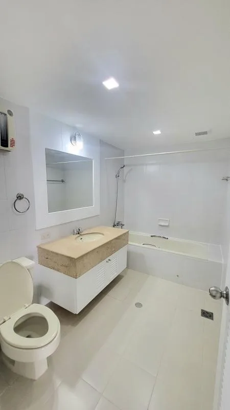 Property photos for Acadamia Grand Tower