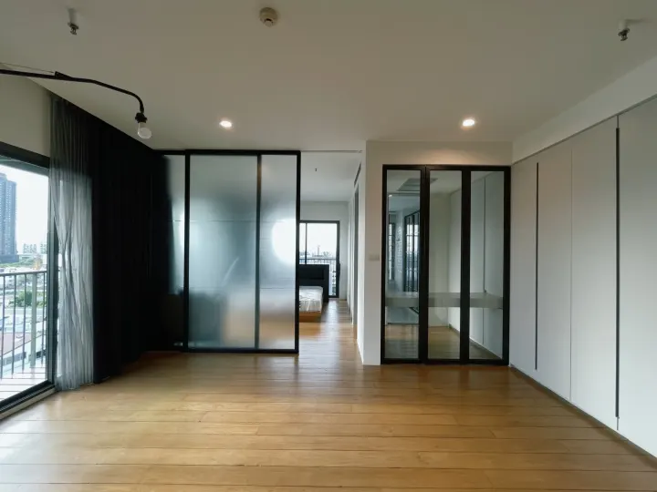 Property photos for Noble Solo
