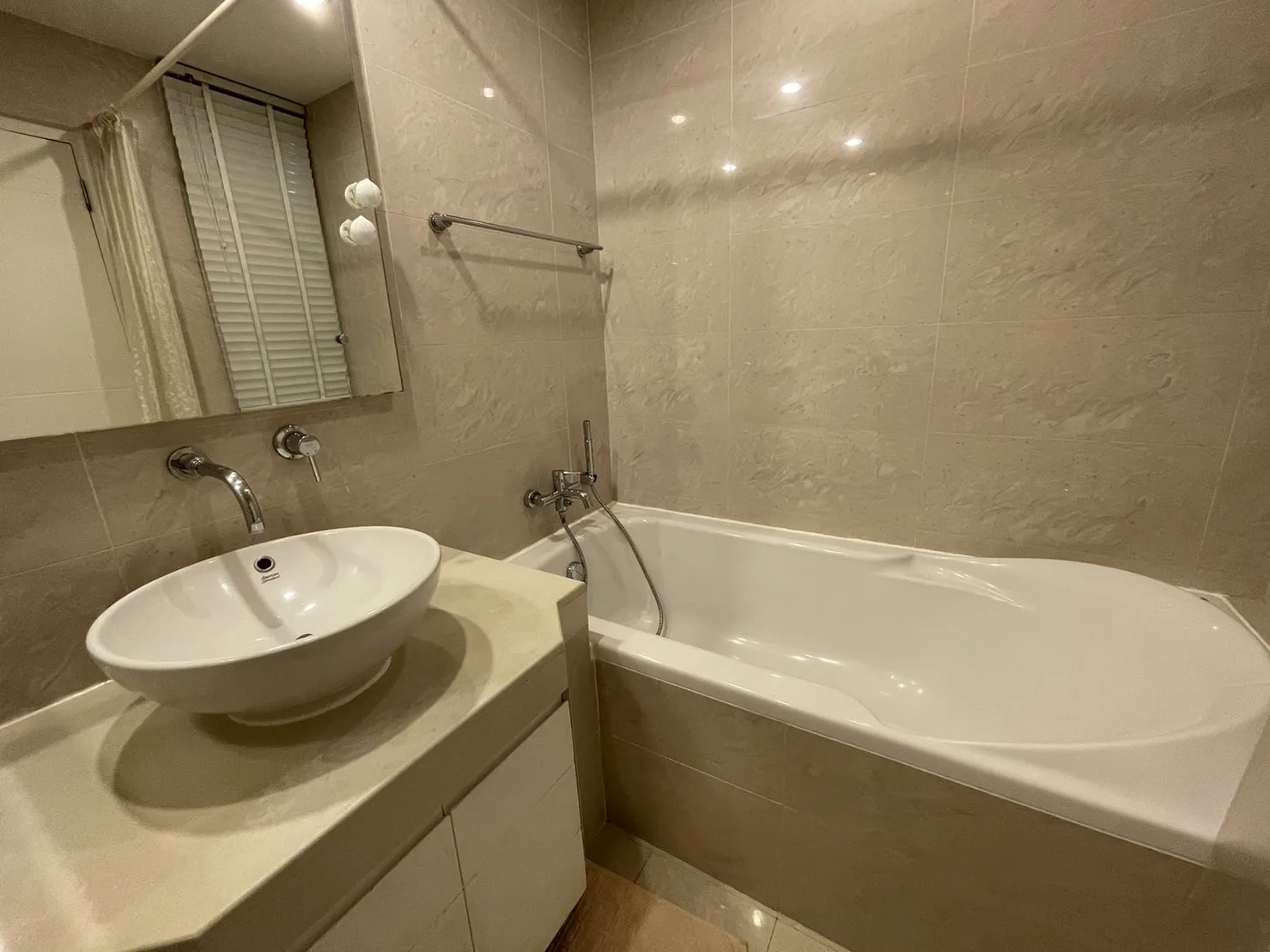 Property photos for Baan Siri 24
