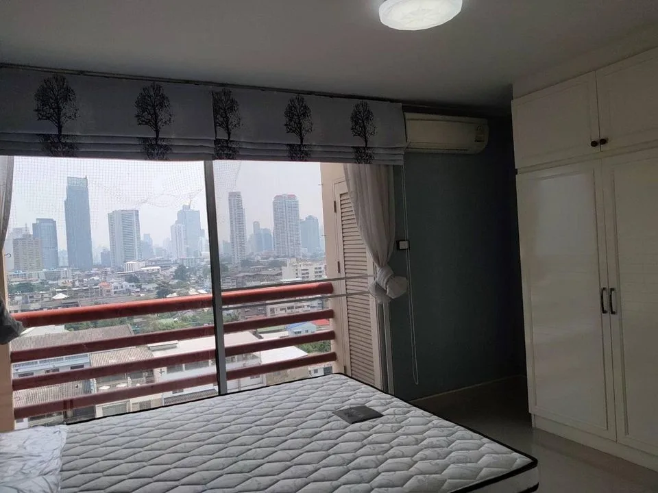 Property photos for Master View Executive Place