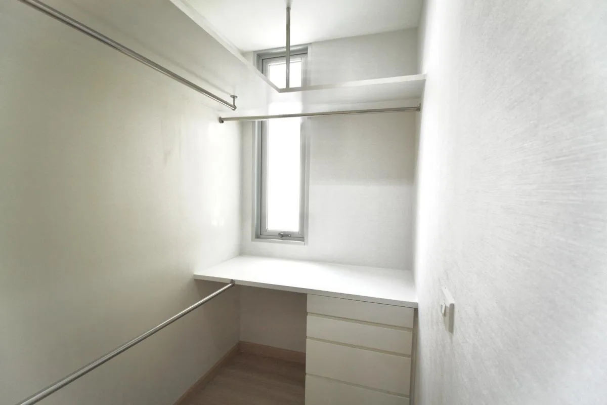 Property photos for The Rajdamri