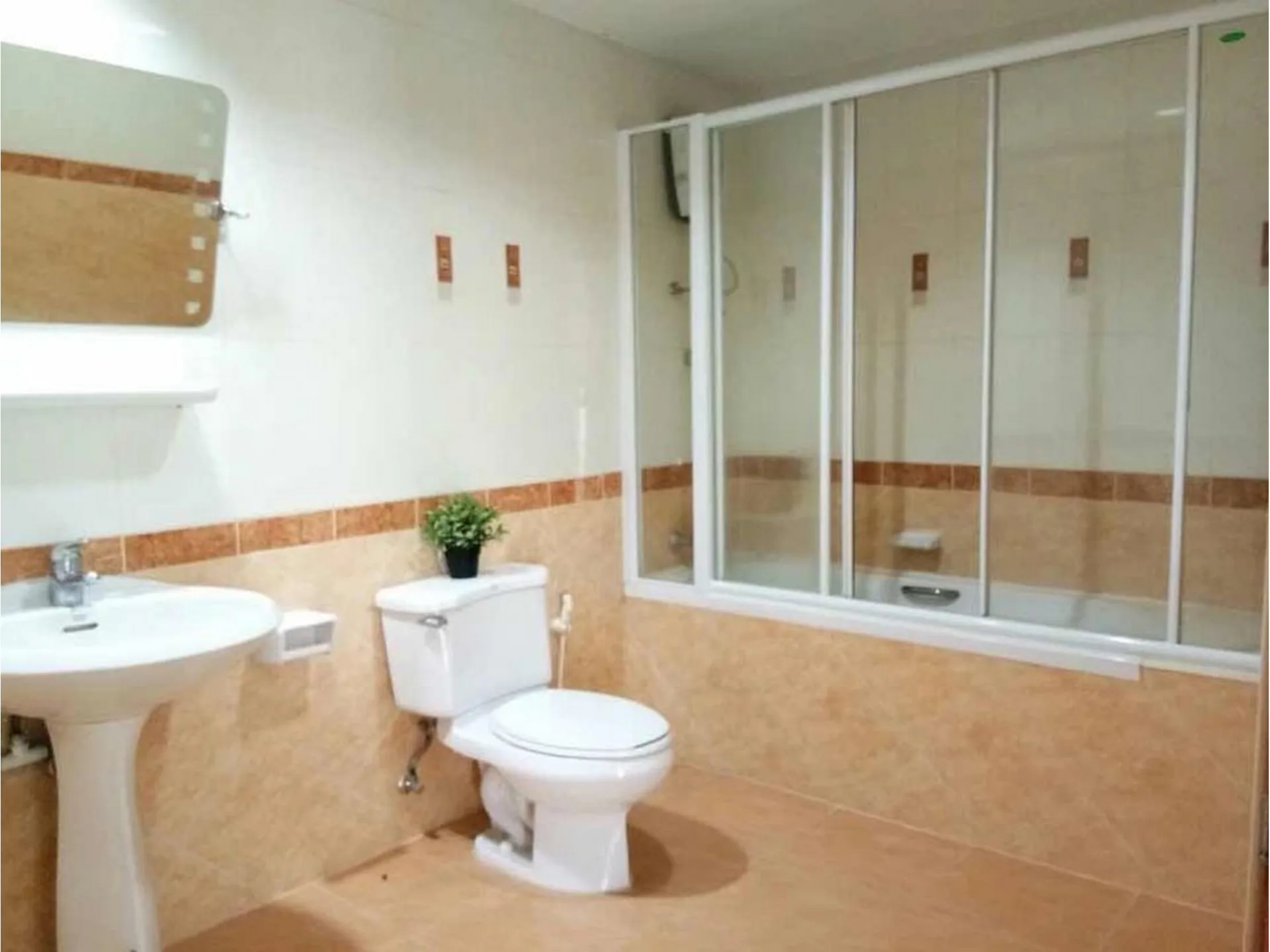 Property photos for The Waterford Park Sukhumvit 53