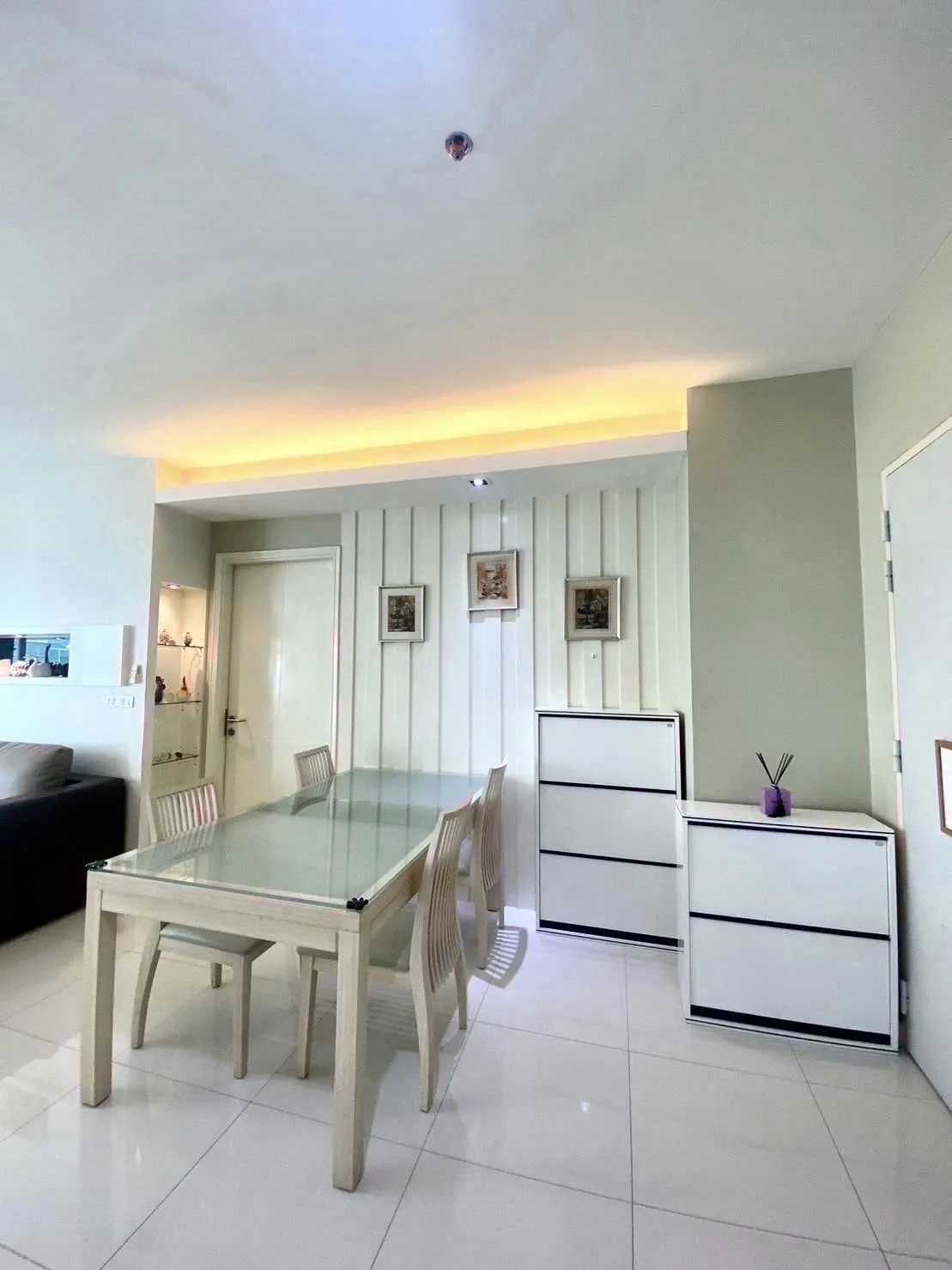Property photos for The Four Wings Residence Srinakarin