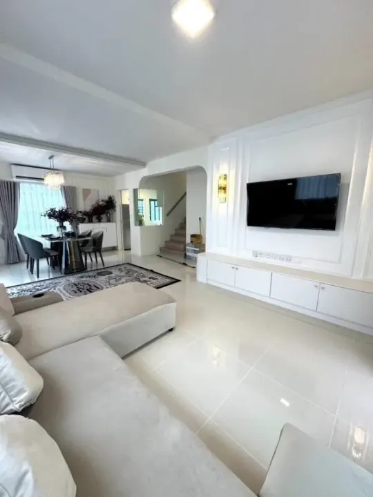 Property photos for Villaggio Srinakarin-bangna