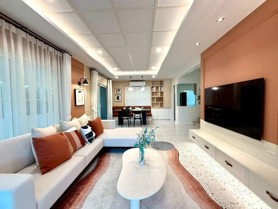 Property photos for Villaggio Srinakarin-bangna