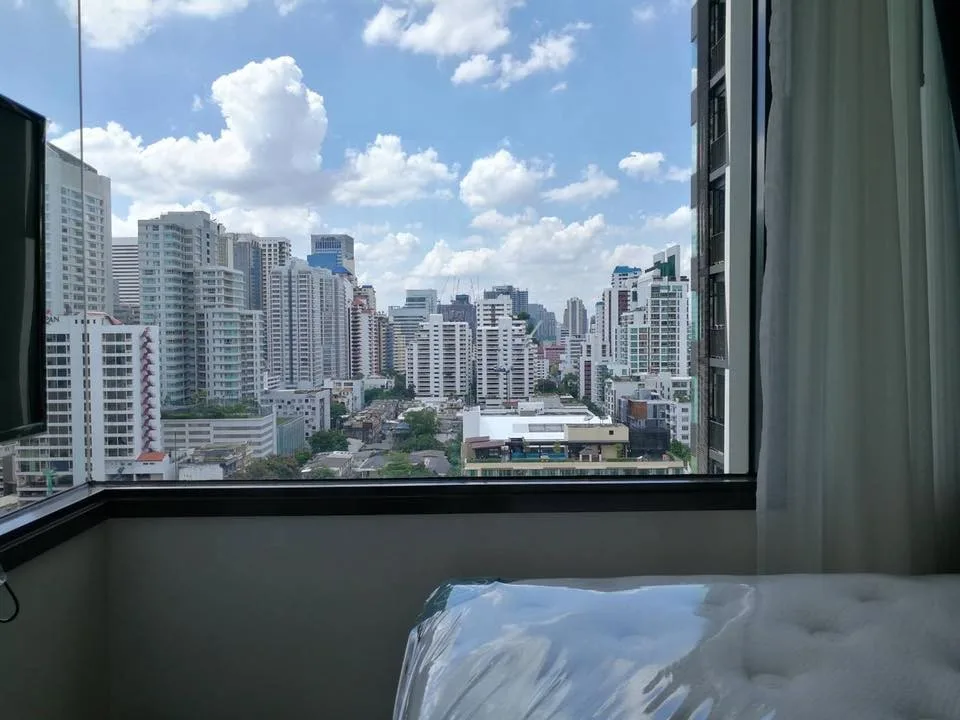 Property photos for Edge Sukhumvit 23