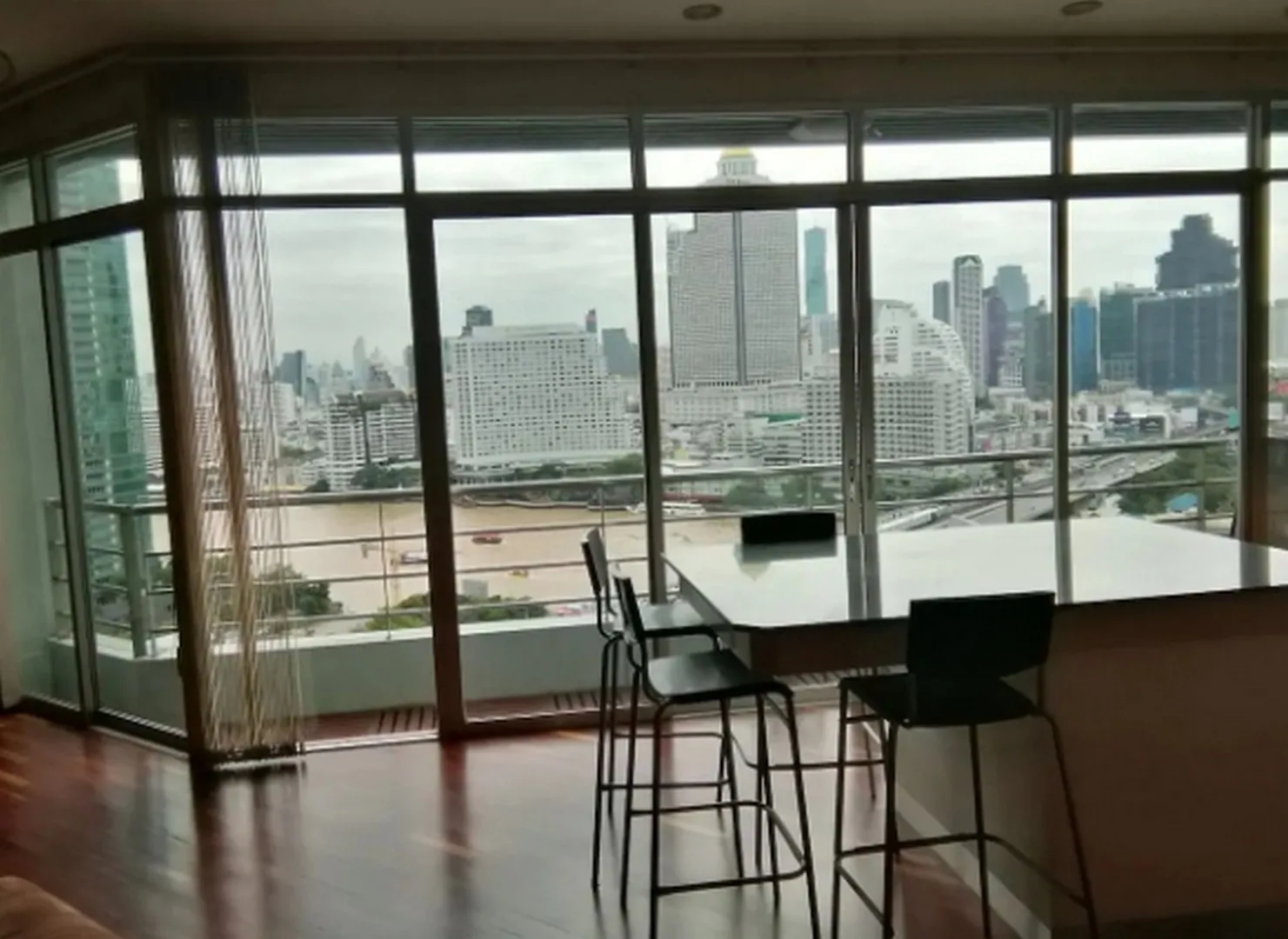 Property photos for Baan Sathorn Chaopraya
