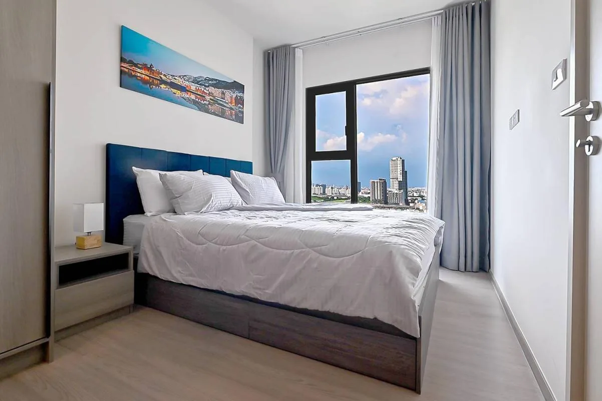 Property photos for The Base Phetchaburi-thonglor