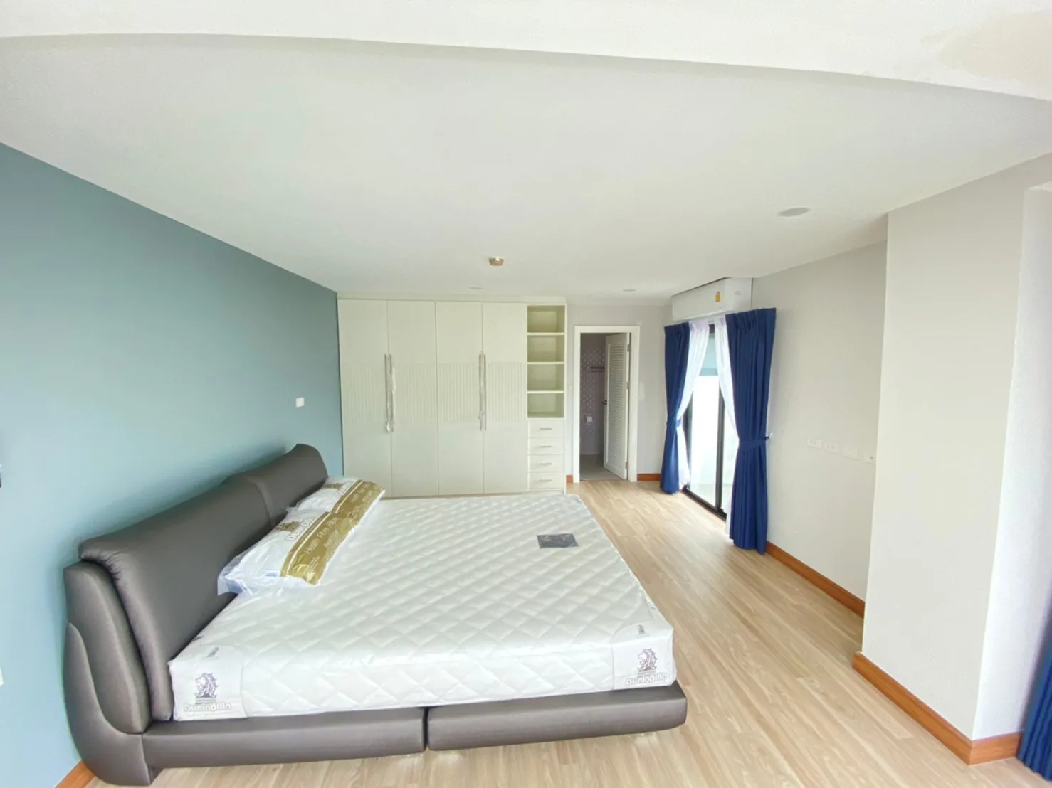 Property photos for Ruamjai Heights