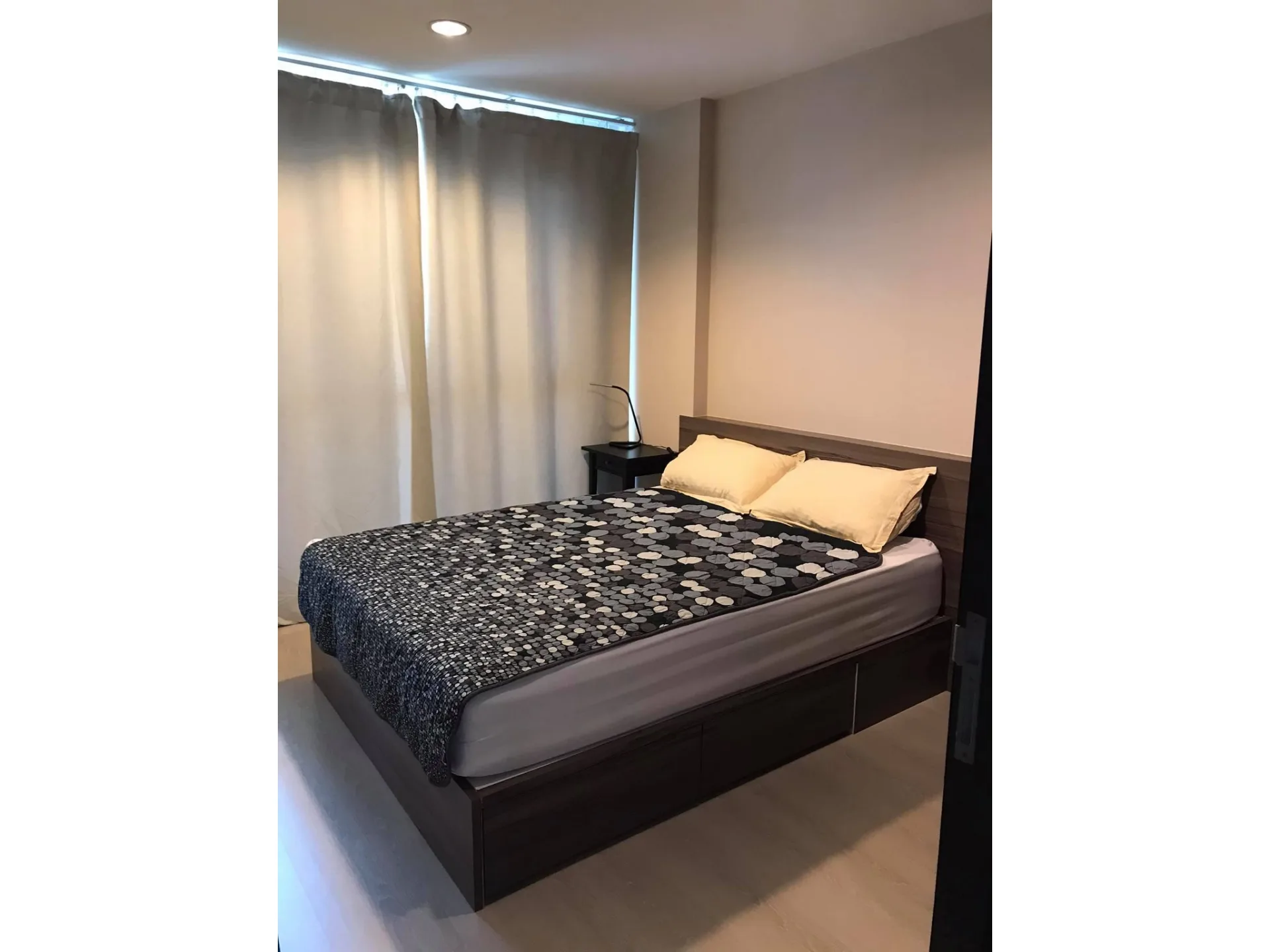 Property photos for Rhythm Sathorn - Narathiwas