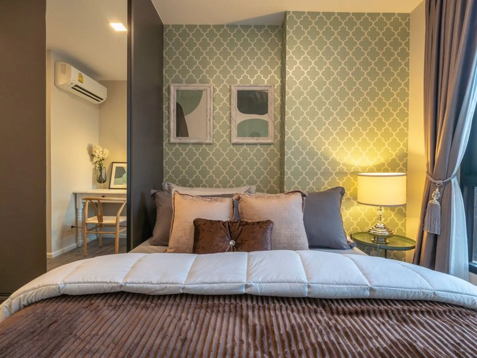 Property photos for Notting Hill Jatujak - Interchange