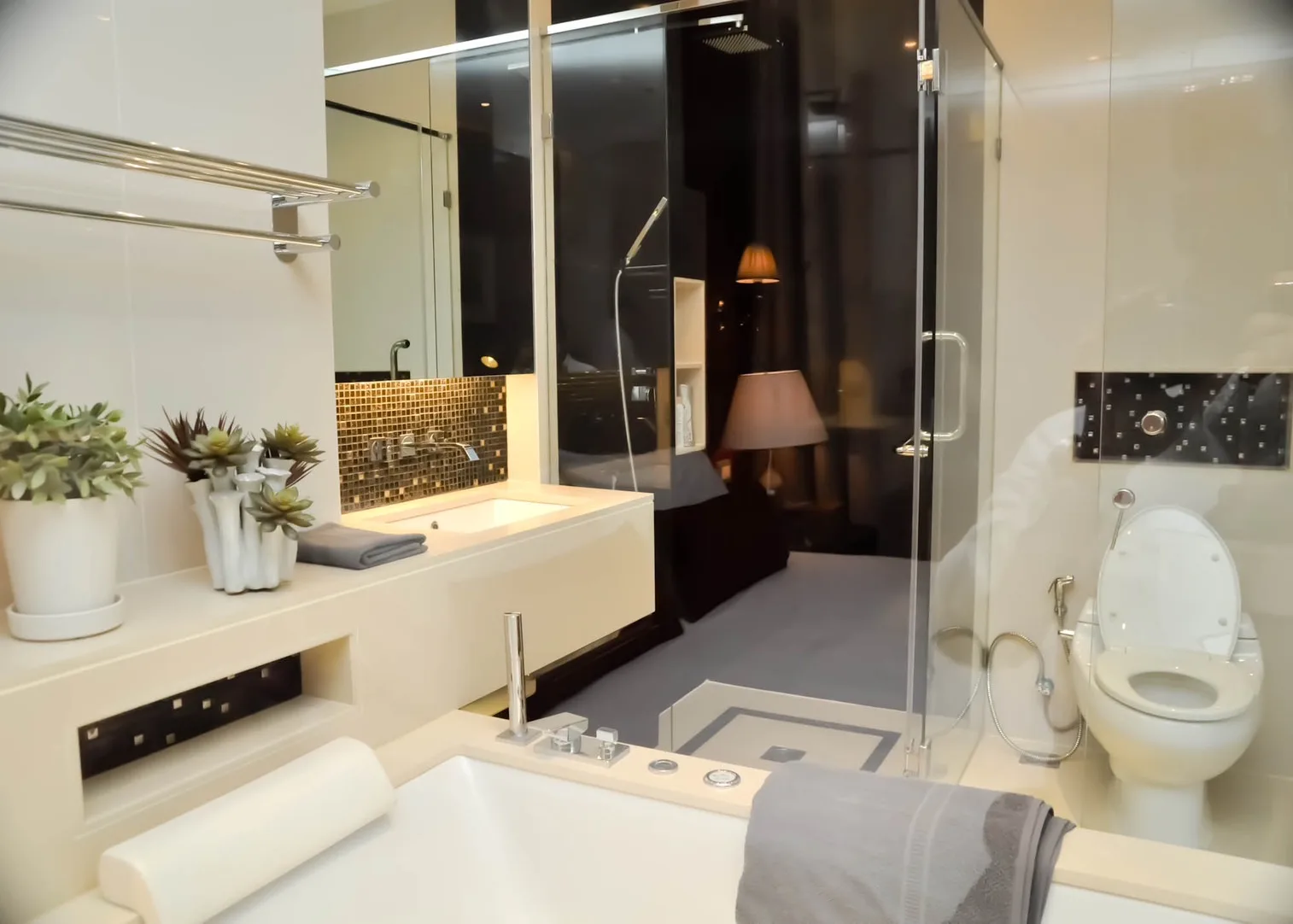 Property photos for The Address Sukhumvit 28