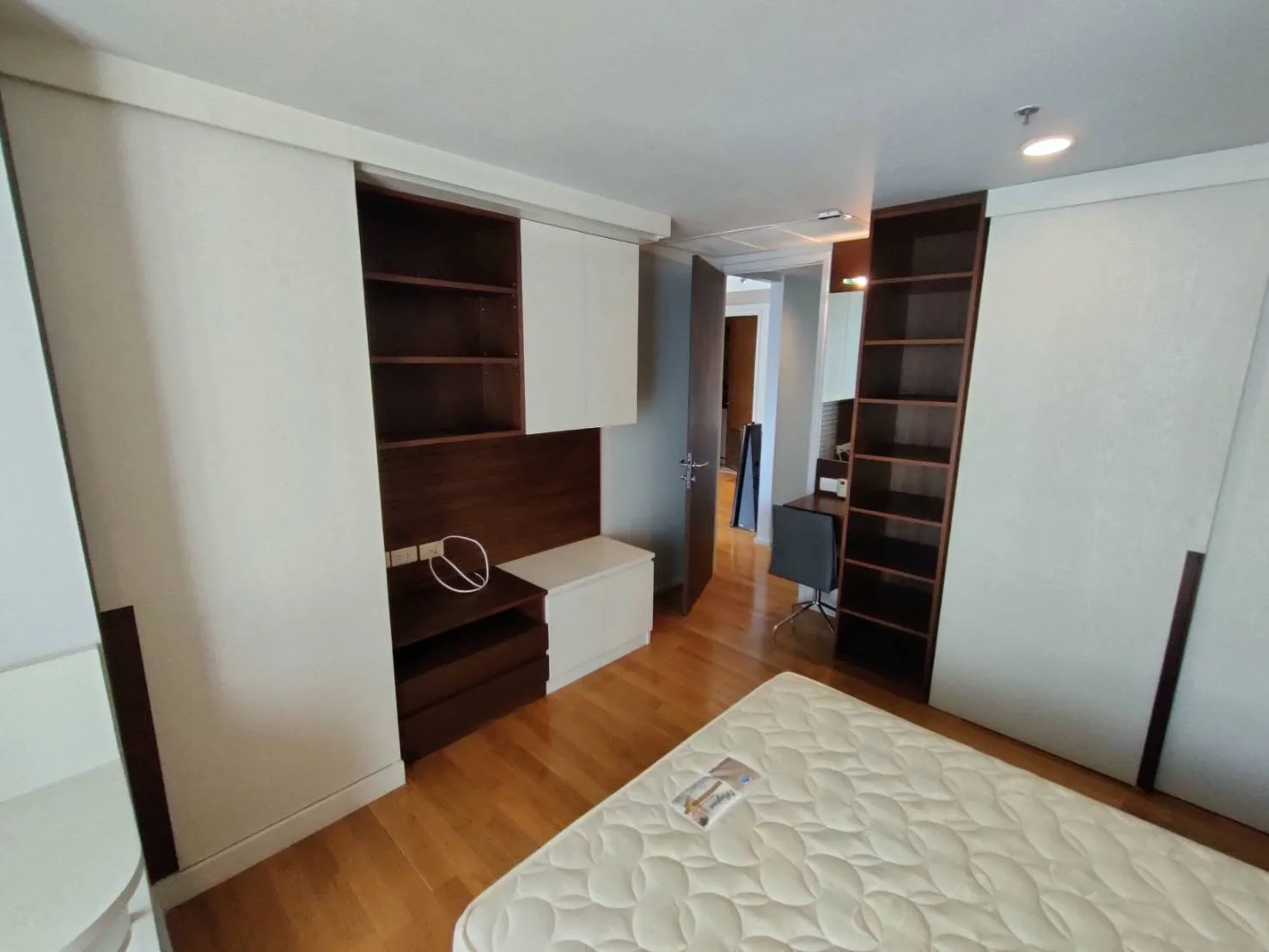 Property photos for The Legend Saladaeng