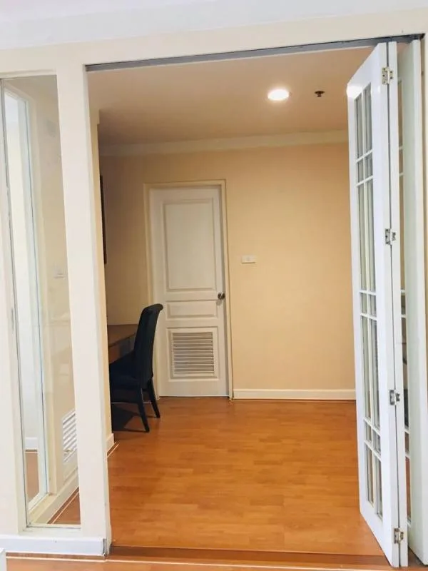 Property photos for The Waterford Diamond